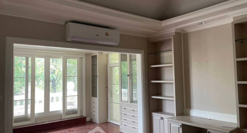Haus zur Miete und zum Kauf mit 4 Zimmer in Bang Khen, Bangkok