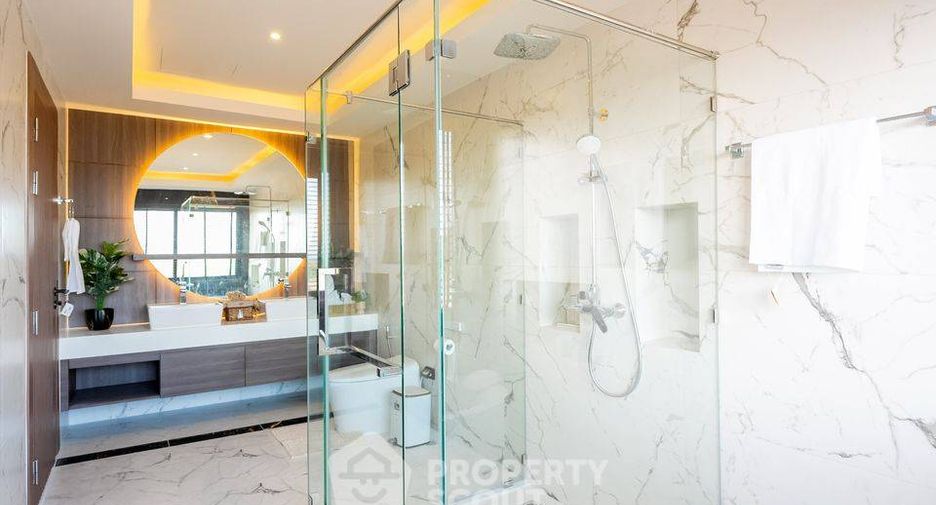 For sale 5 bedrooms villa in Jomtien, Pattaya