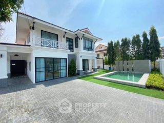 À vendre 4 chambres villa à Bang Lamung, Chonburi