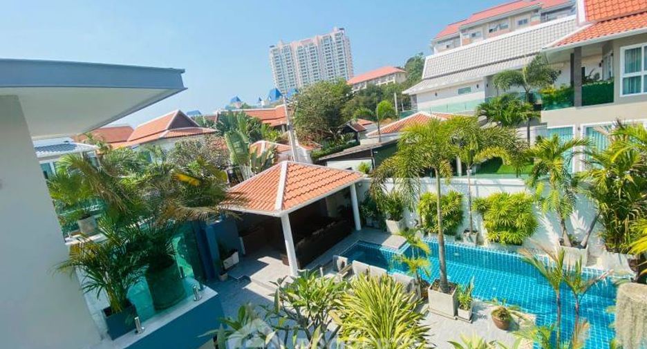 For sale 5 bedrooms villa in South Pattaya, Pattaya