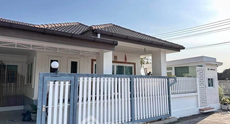 For sale 3 bedrooms house in Mueang Chon Buri, Chonburi