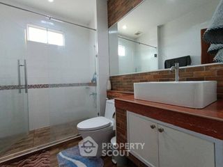 À vendre 3 chambres villa à Bang Lamung, Chonburi