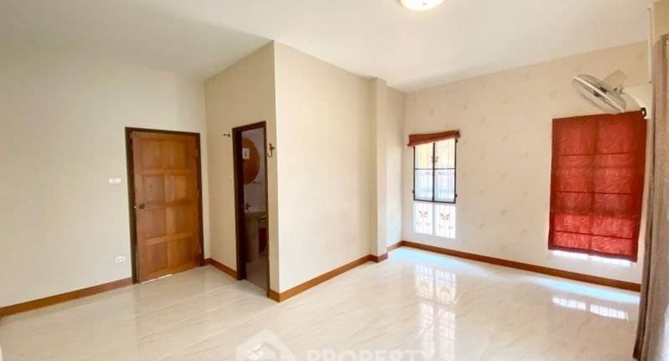 For sale 3 bedrooms house in Jomtien, Pattaya