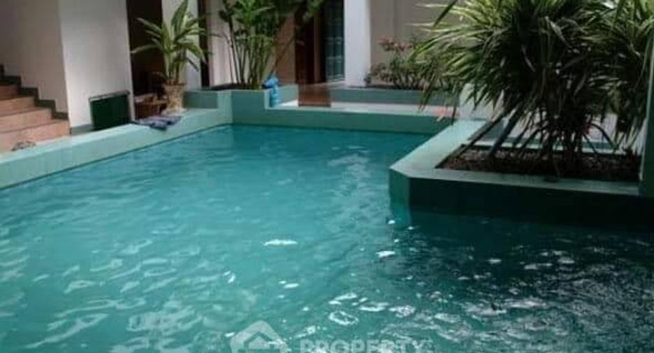 À vendre 6 chambres villa à North Pattaya, Pattaya