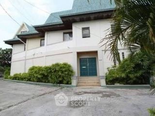 À vendre 6 chambres villa à Bang Lamung, Chonburi