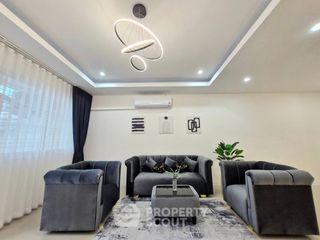 Casa adosada en venta de 2 habitaciones en Bang Lamung, Chonburi