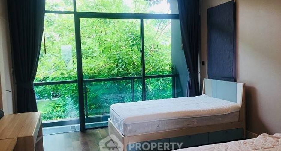 For sale 3 bedrooms house in Bang Kapi, Bangkok