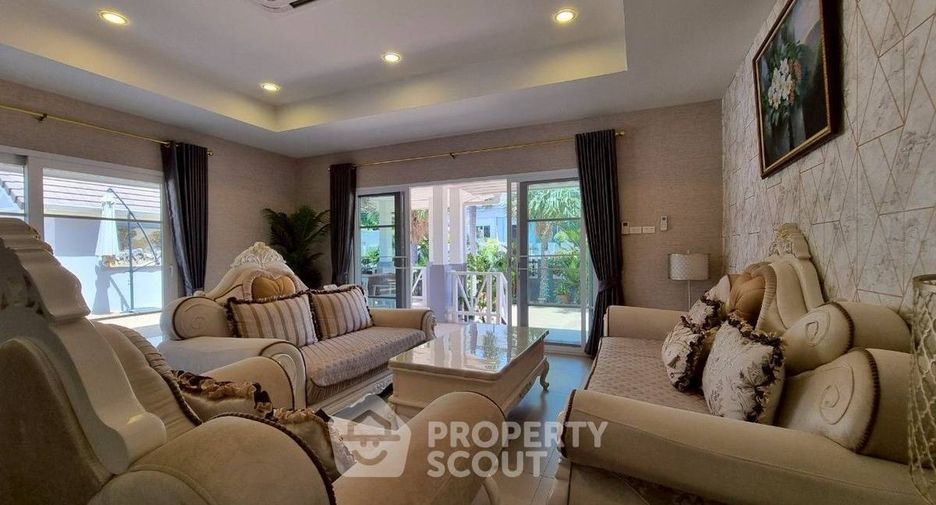 Casa en alquiler y en venta de 5 habitaciones en East Pattaya, Pattaya