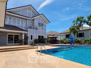 For rent and for sale 5 bedrooms house in Bang Lamung, Chonburi