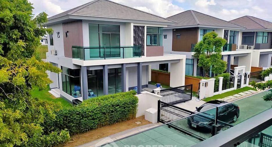 For sale 4 bedrooms house in Prawet, Bangkok