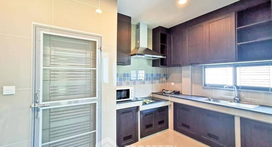 For sale 4 bedrooms house in Prawet, Bangkok