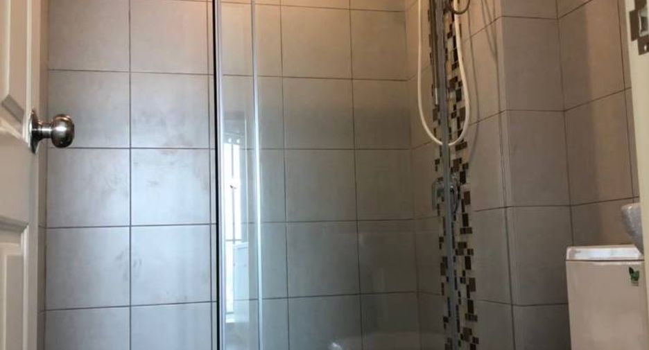 For sale 1 bed condo in Thon Buri, Bangkok