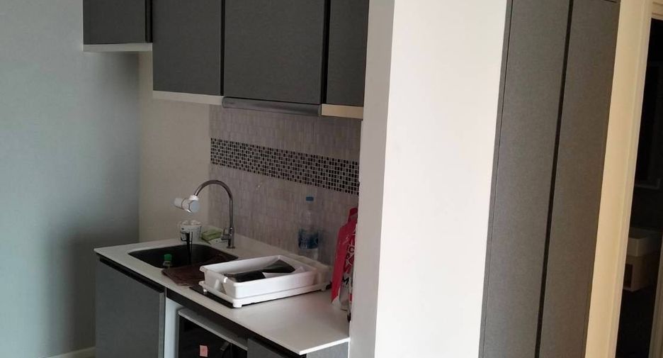 For sale 2 bedrooms condo in Bang Kho Laem, Bangkok