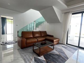 For rent and for sale 5 bedrooms villa in Bang Lamung, Chonburi