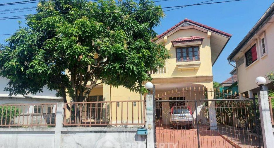 For sale 2 bedrooms house in Saphan Sung, Bangkok