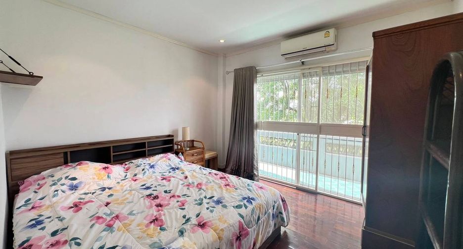 For sale 3 bedrooms house in East Pattaya, Pattaya