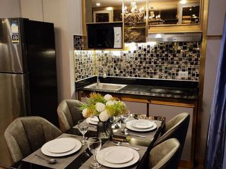 For sale 3 bedrooms condo in Yan Nawa, Bangkok