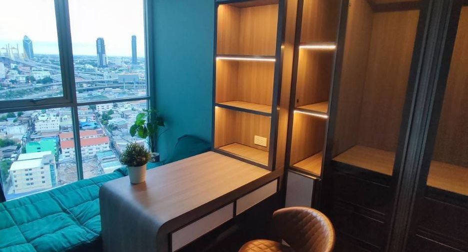 For sale 3 bedrooms condo in Yan Nawa, Bangkok