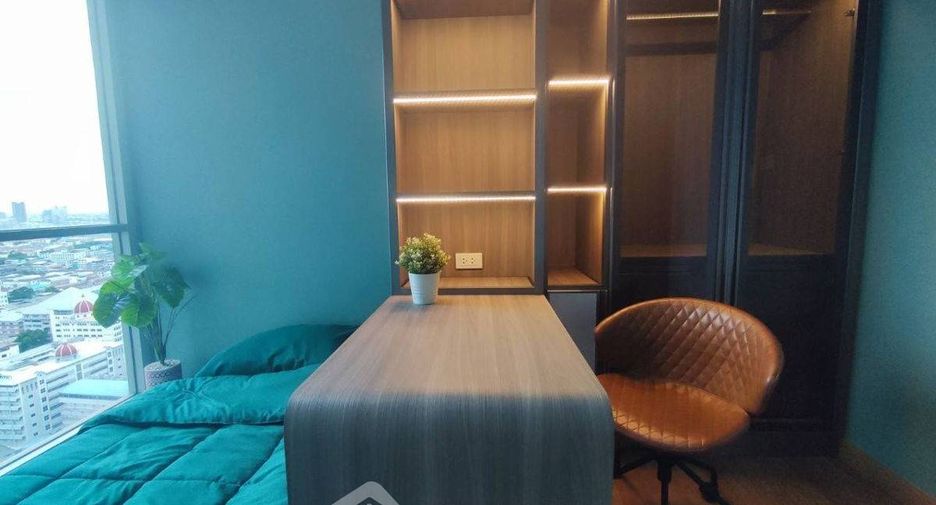 For sale 3 bedrooms condo in Yan Nawa, Bangkok