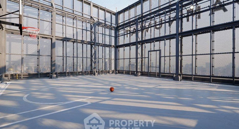For sale 1 bed condo in Pathum Wan, Bangkok
