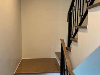 Casa adosada en venta de 3 habitaciones en Lat Phrao, Bangkok