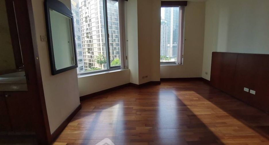 For sale 3 bedrooms condo in Pathum Wan, Bangkok