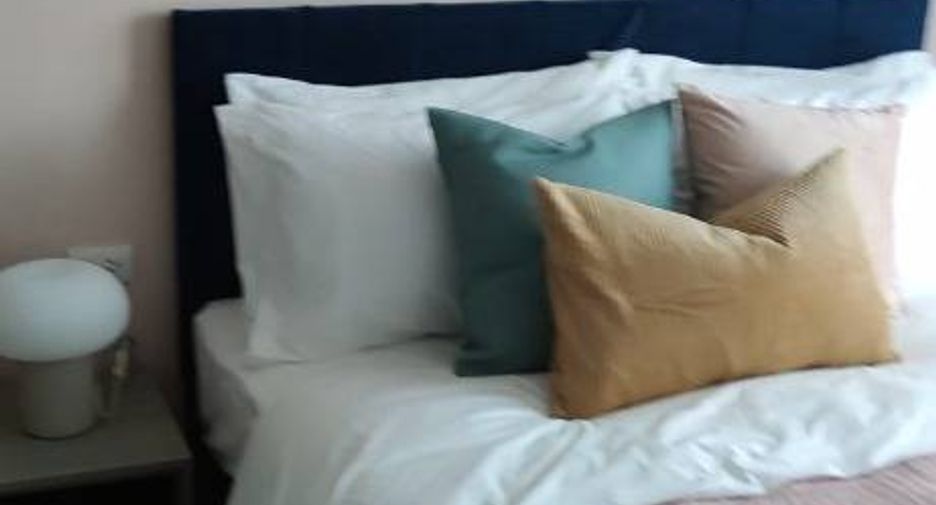 For sale 1 bed condo in Watthana, Bangkok