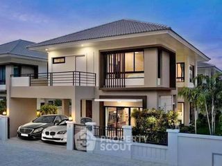 À vendre 3 chambres maison à Si Racha, Chonburi