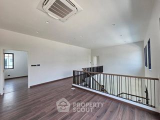 For sale 4 bedrooms house in Phasi Charoen, Bangkok