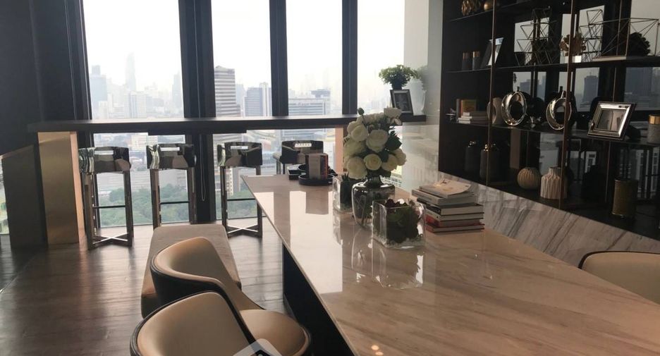 For sale 1 bed condo in Pathum Wan, Bangkok