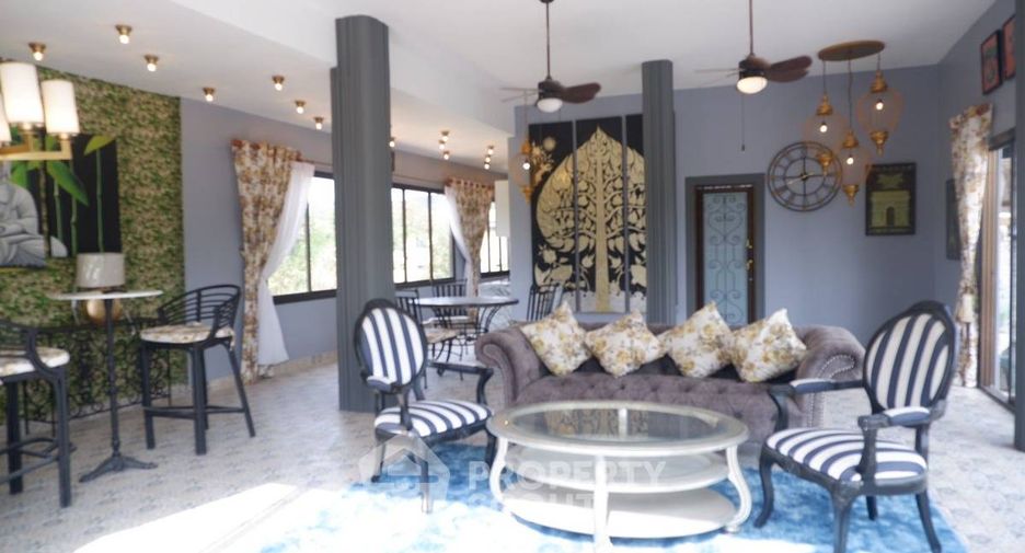 Villa zur Miete und zum Kauf mit 4 Zimmer in Sattahip, Chonburi