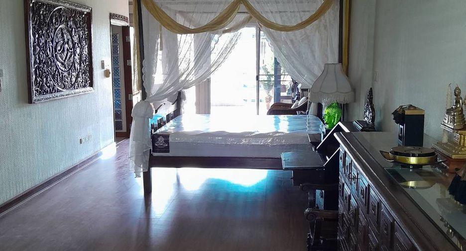 Reihenhaus zum Kauf mit 3 Zimmer in Pratumnak, Pattaya