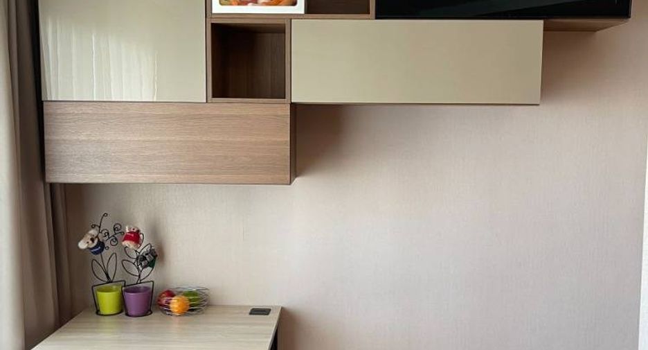 For sale 2 bedrooms condo in Huai Khwang, Bangkok