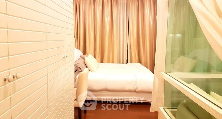 For sale 1 bed condo in Watthana, Bangkok