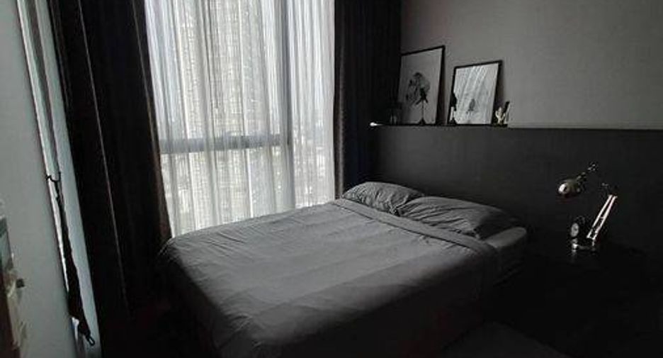 For sale 1 bed condo in Khlong Toei, Bangkok