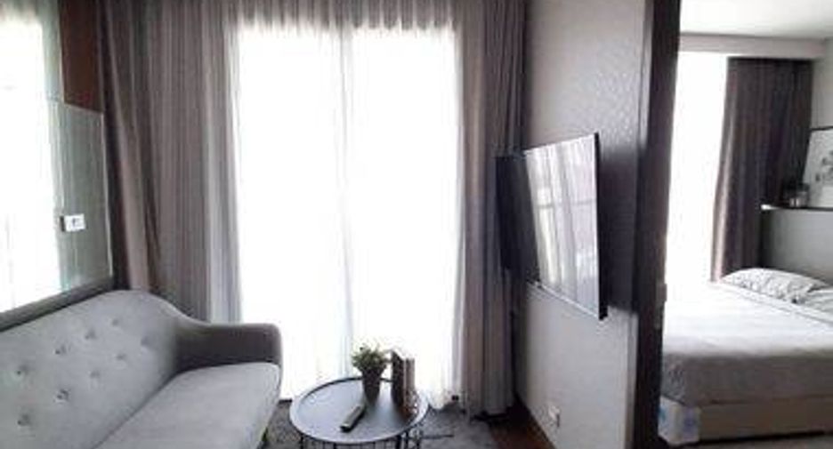 For sale 1 bed condo in Khlong Toei, Bangkok