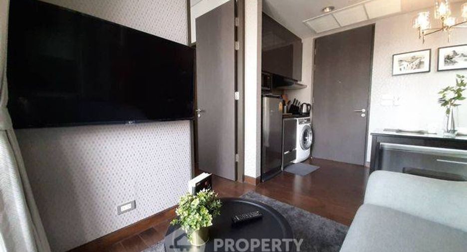 For sale 1 bed condo in Khlong Toei, Bangkok
