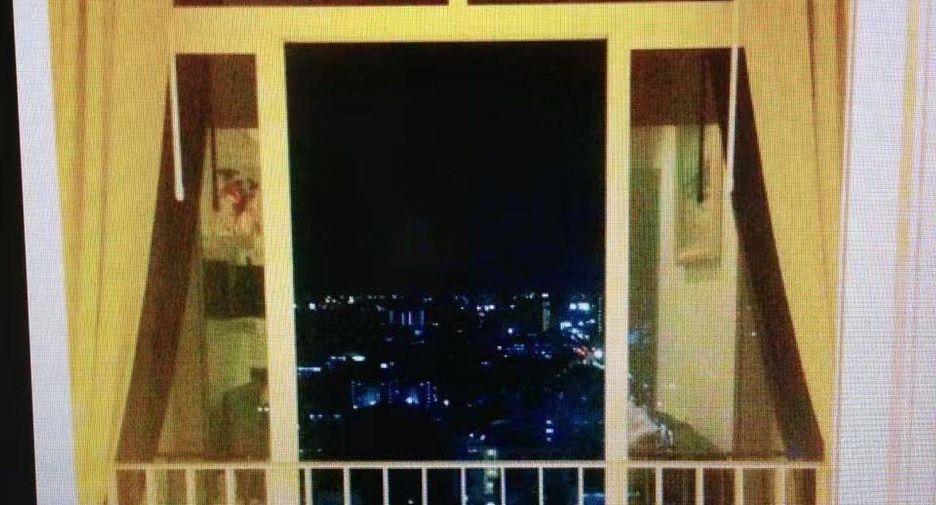 For sale 1 bed condo in Phra Khanong, Bangkok