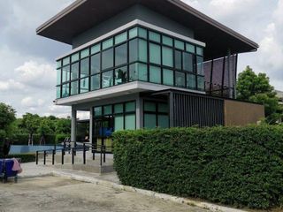 Casa en venta de 4 habitaciones en Bang Khun Thian, Bangkok
