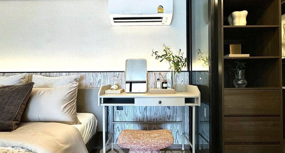For sale 1 bed condo in Watthana, Bangkok