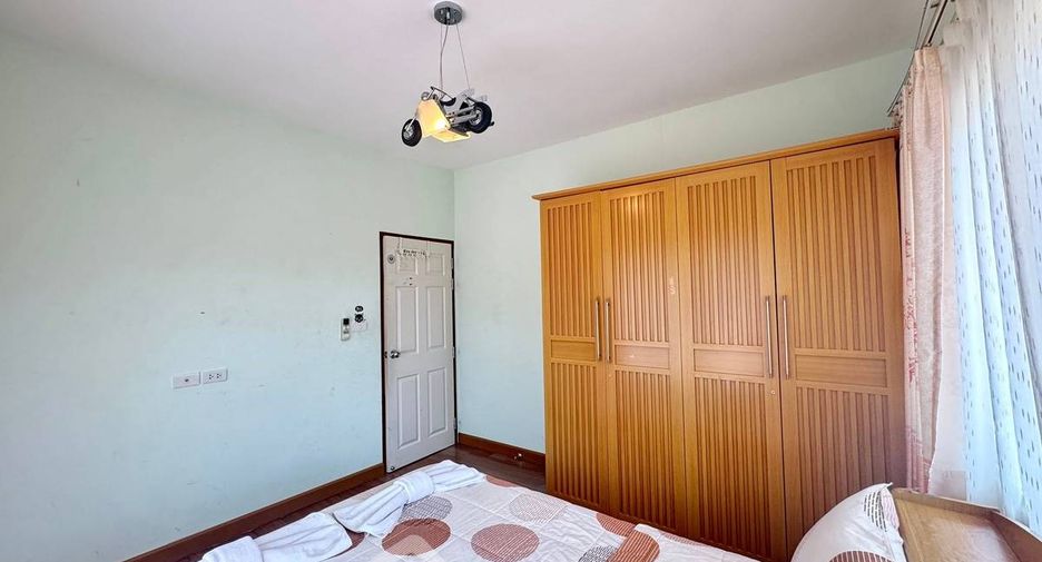 For sale 4 bedrooms house in South Pattaya, Pattaya
