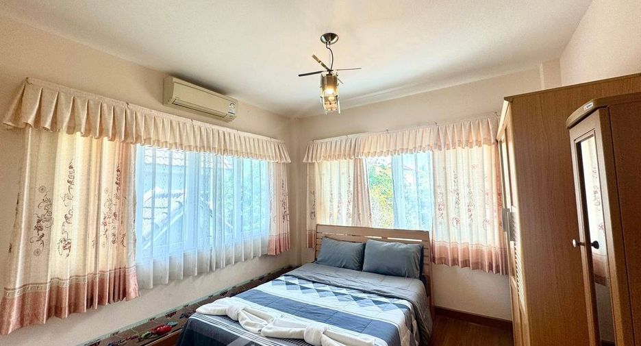 For sale 4 bedrooms house in South Pattaya, Pattaya
