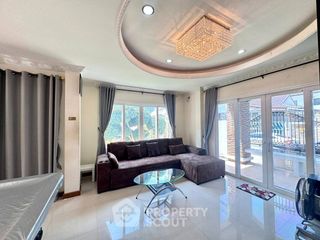For sale 4 bedrooms house in Bang Lamung, Chonburi
