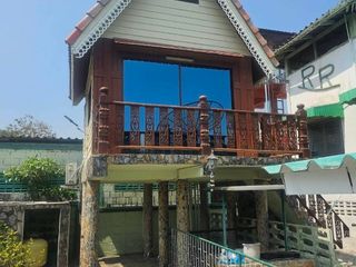 Villa en venta de 6 habitaciones en Bang Lamung, Chonburi