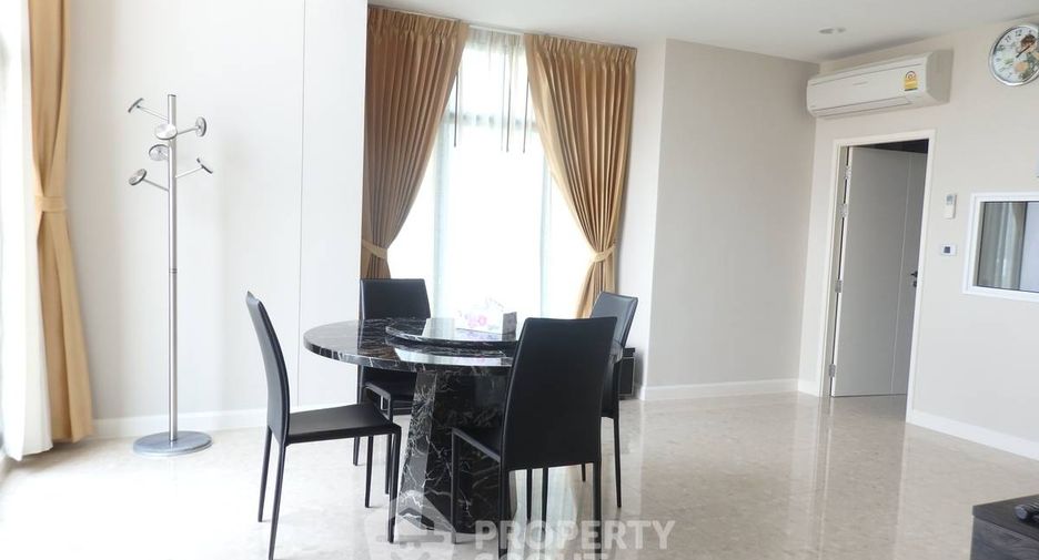 For sale 2 bedrooms condo in Khlong Toei, Bangkok