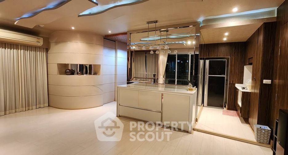 For sale 1 bed condo in Huai Khwang, Bangkok