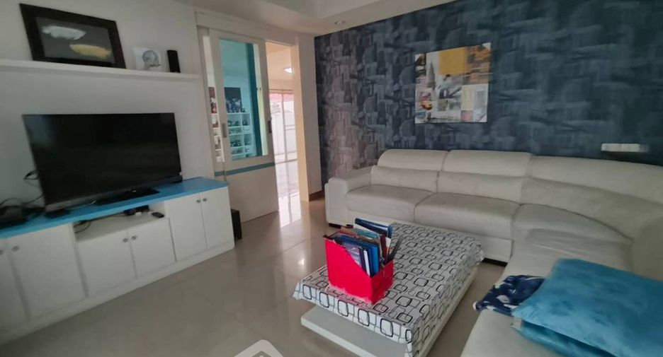 À vendre 3 chambres maison à Bang Lamung, Chonburi