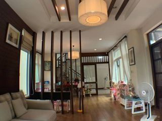 À vendre 3 chambres maison à Si Racha, Chonburi