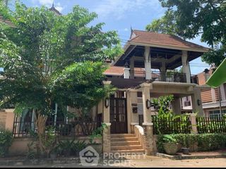 À vendre 3 chambres maison à Si Racha, Chonburi
