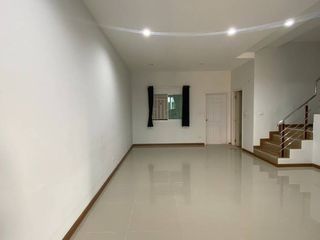 For sale 3 bedrooms townhouse in Bang Khae, Bangkok
